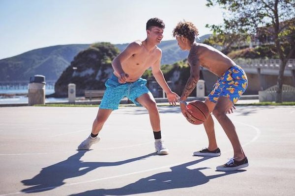 Comment faire du basket-ball chez soi ?
